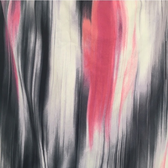 Lululemon Mirage Deep Indigo White Venus tank 4 - Picture 4 of 8